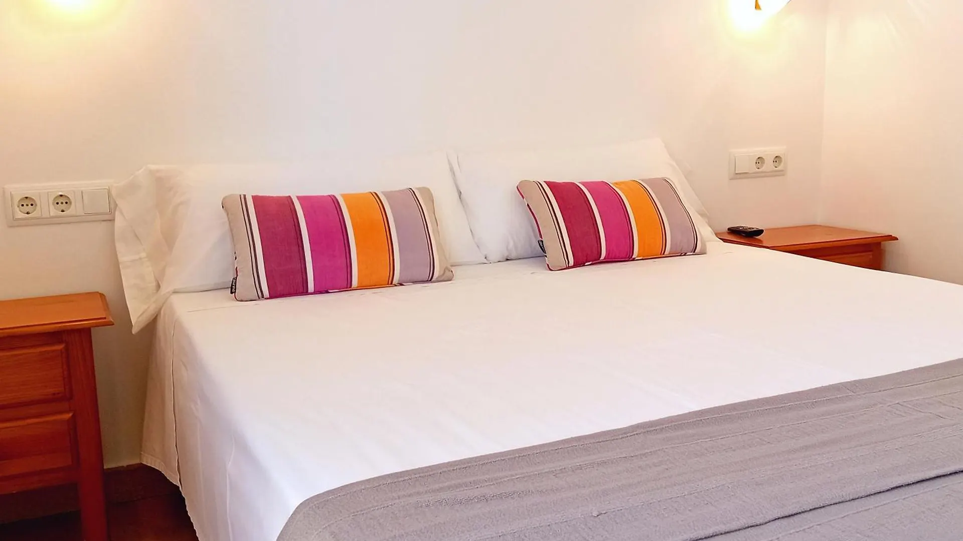 El Portal De La Irene Apartamentos Rurales Claverol 0*,  Ισπανία